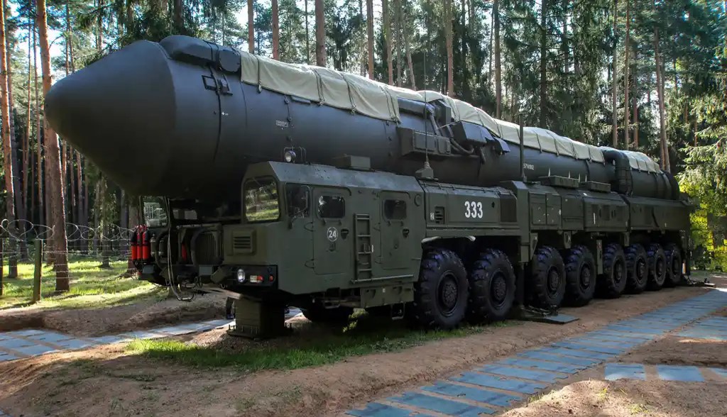 RS-24 Yars Missile (D)